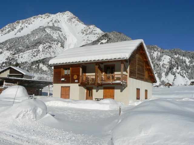 En hiver Le Pré Clarée, location nevache ALLAIN